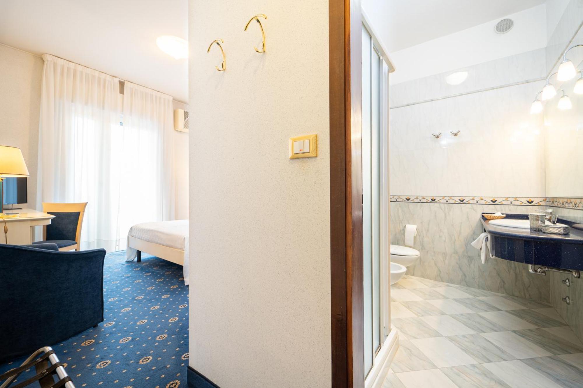 Hotel Ariston Molino Buja アーバノ・テルメ 部屋 写真