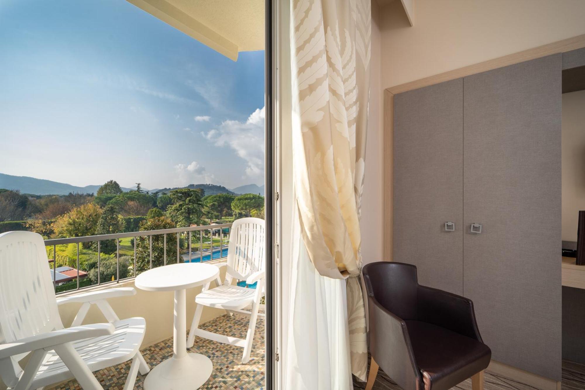 Hotel Ariston Molino Buja アーバノ・テルメ 部屋 写真